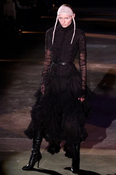 Look 53